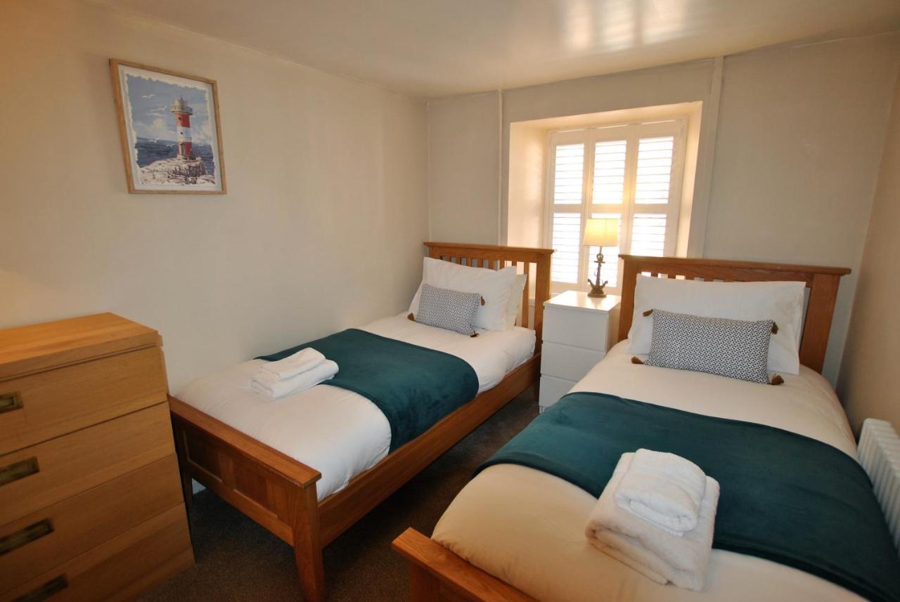 Aqua Vista- Seafront Cottage Cellardyke Анструтер Экстерьер фото